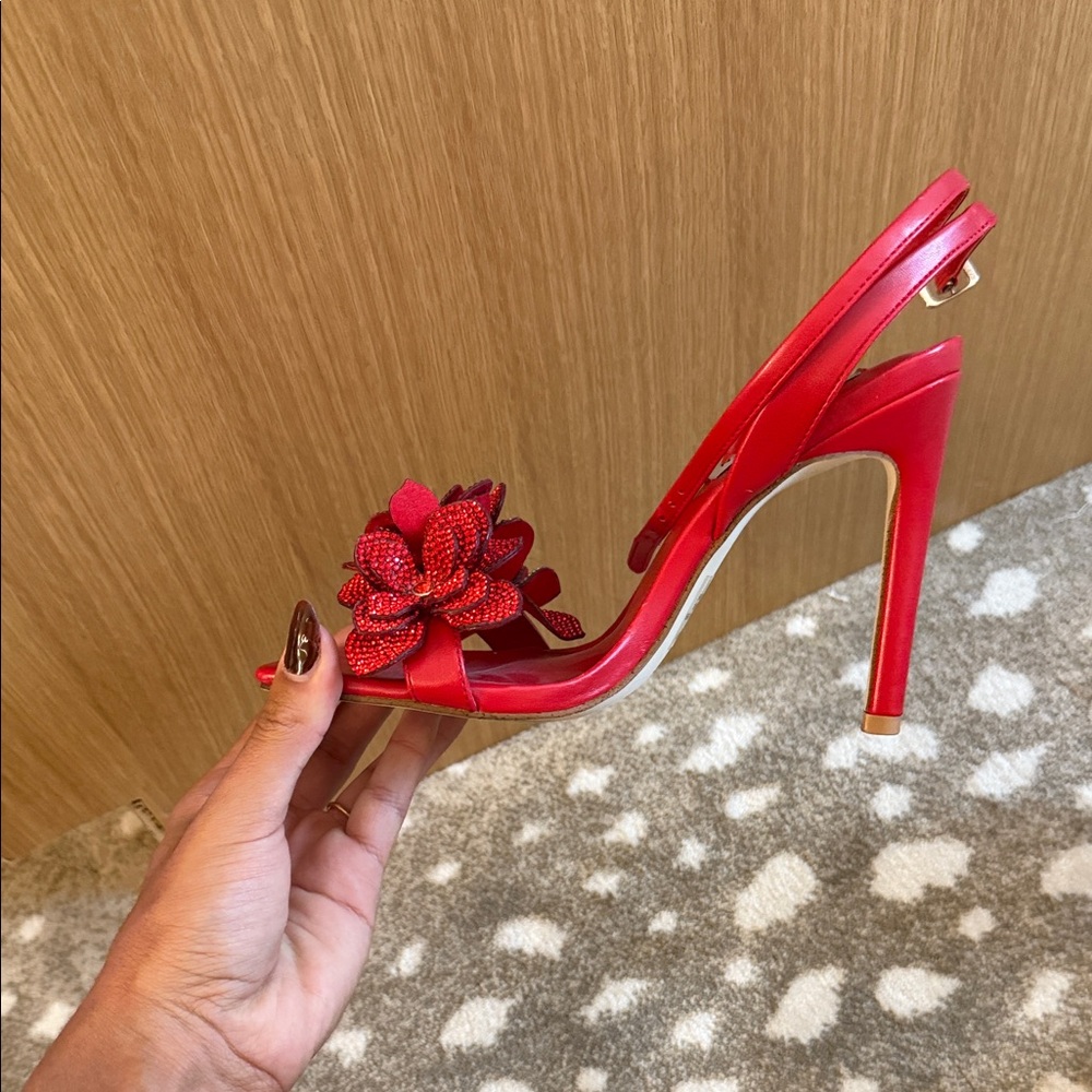 Steve Madden Red Embellished Women's Heels - Picture 2 of 2